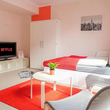 Full House - The Red - Netflix + Wifi Inkl.